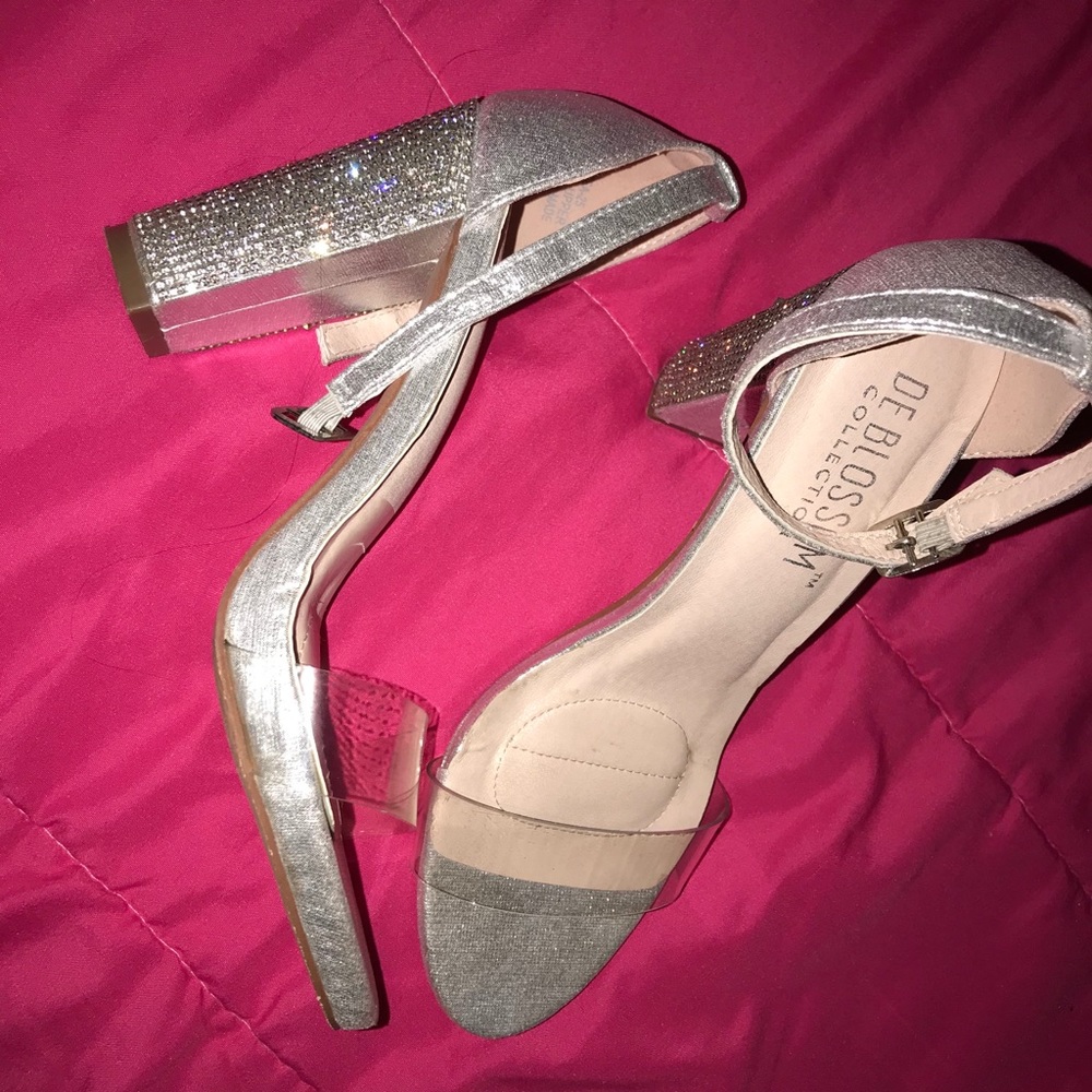 Classy heels to go out ✨
